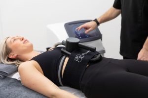 Client recieving 3d powersculpt treatment 